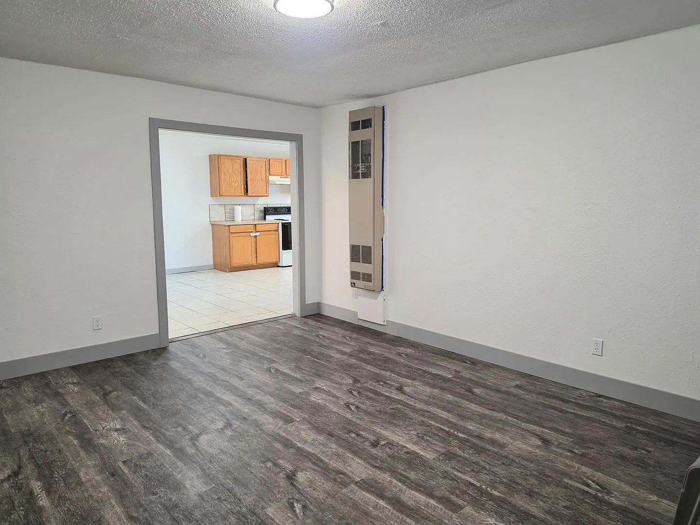 912 S Ave B — Photo 3