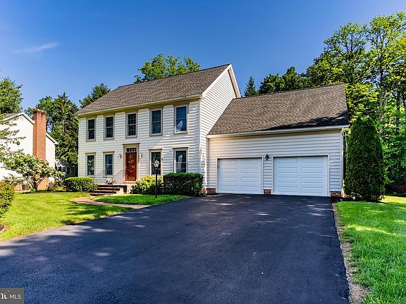 2nd image of 13 Todd Rd