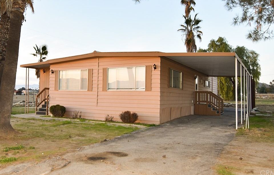 1st image of 28260 Brodiaea Ave