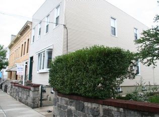 5915 Linden St, Ridgewood, NY 11385