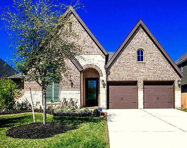 1st image of 28722 Wallaman Falls Ln