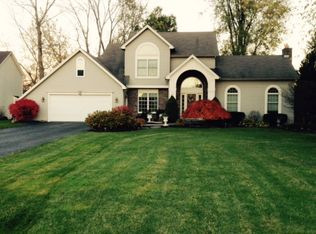 36 Frost Meadow Trl, Rochester, NY 14612