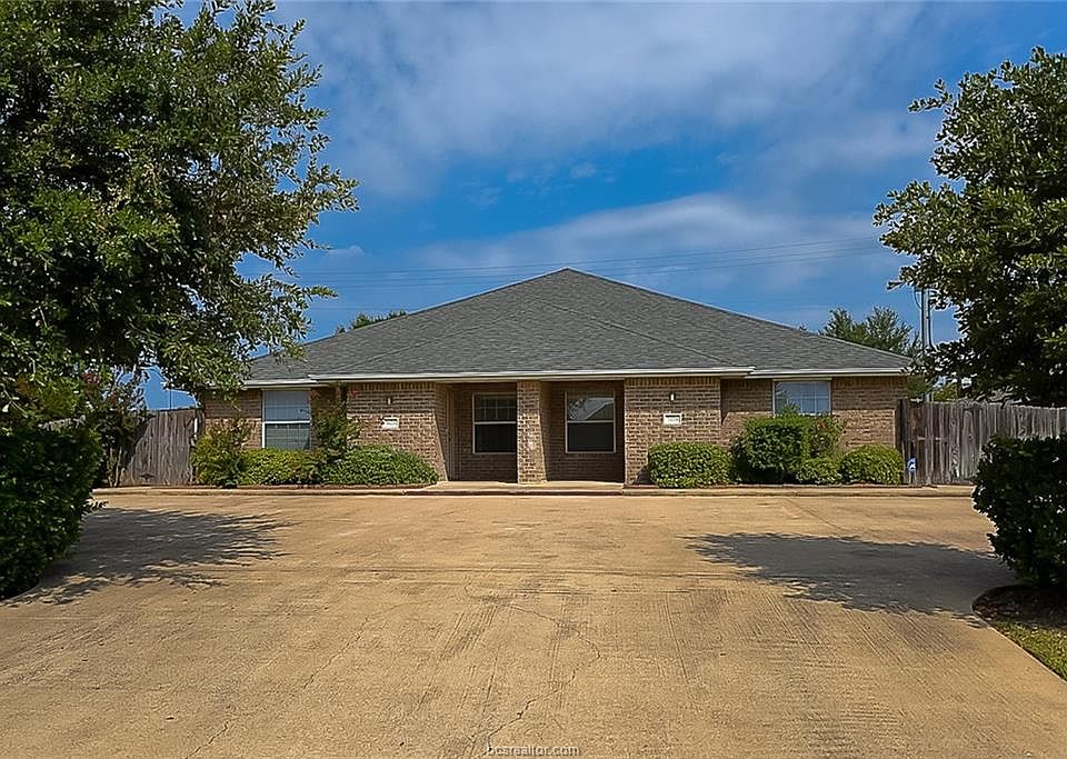 1st image of 3624 Oldenburg Ct