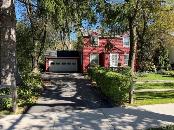 1247 Comstock Ave, Syracuse, NY 13210