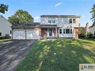 49 Liberty Dr, Dayton, NJ