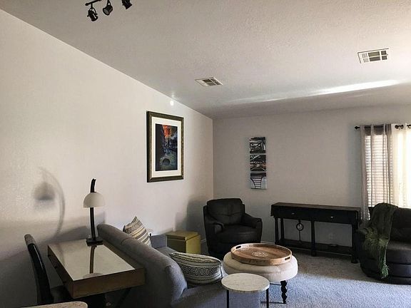3rd image of 799 W Idlewood Ln