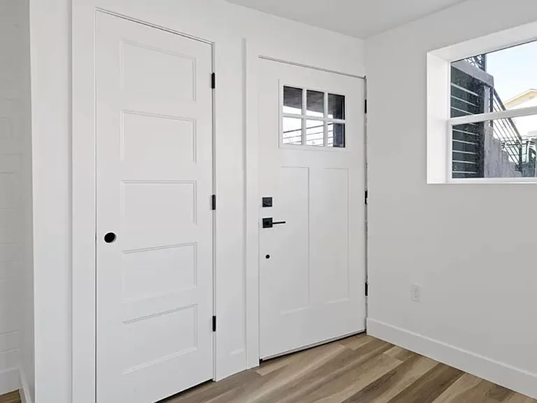 2550 Orchard Ave — Photo 5
