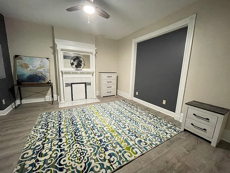 516 N Broadway #101 — Photo 6