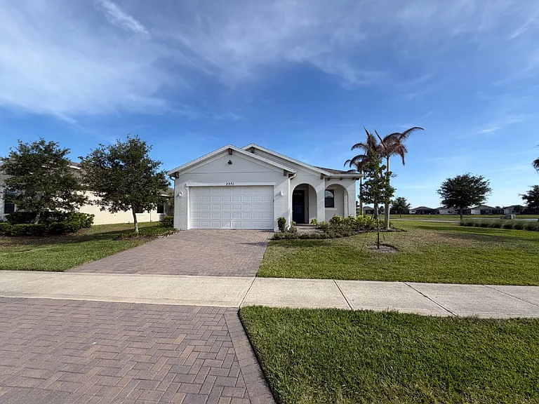 2371 Caravan Pl — Photo 1