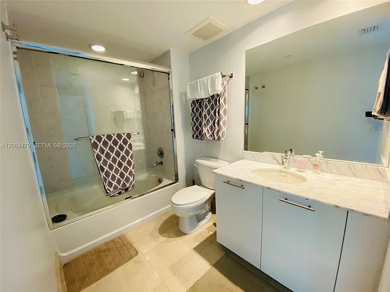 950 Brickell Bay Dr #3709 — Photo 12