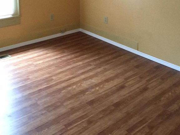 5th image of 2109 McCalla Ave