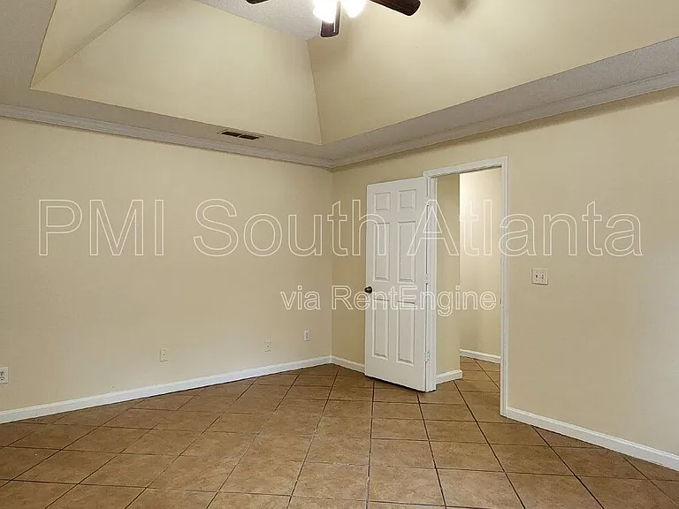 2735 Stanton Woods Dr SE — Photo 24