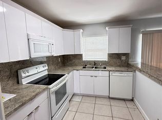 5711 Blueberry Ct #130, Fort Lauderdale, FL 33313