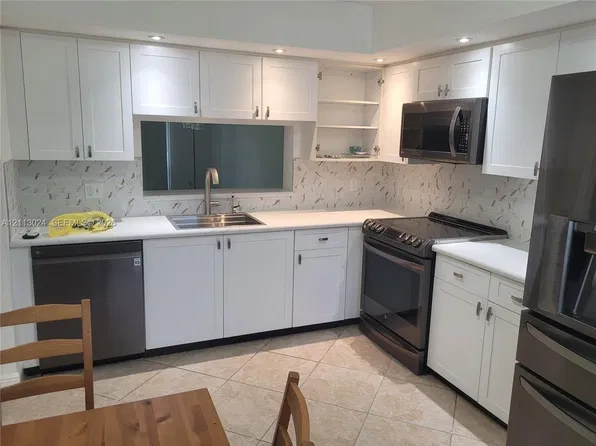 1200 SW 130th Ave APT 207G, Pembroke Pines, FL 33027