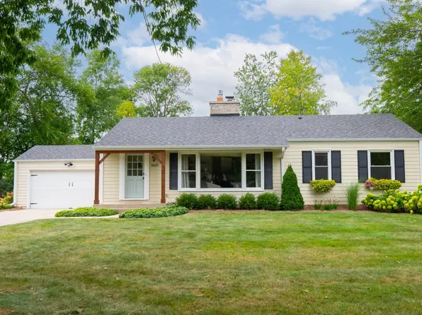7627 North Boyd WAY, Fox Point, WI 53217