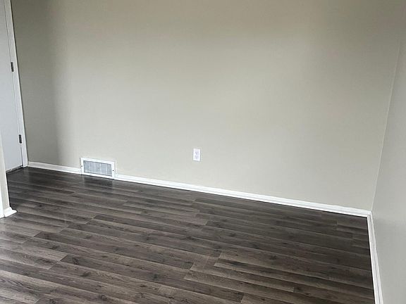 3rd image of 2817 Avenue K