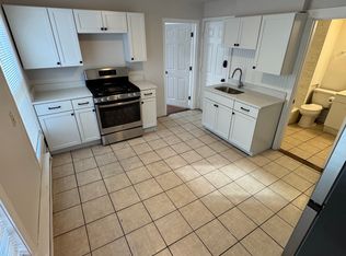 116 Walker St #2, Lowell, MA 01854