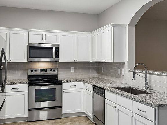 2nd image of 8261 Rossi Rd