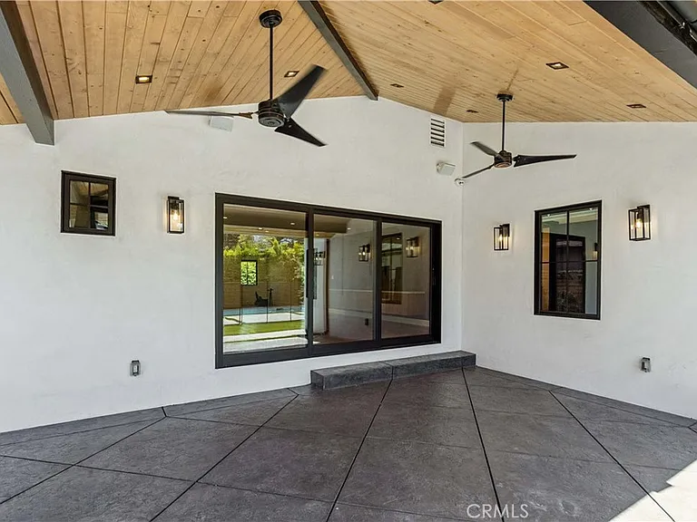 4627 Ethel Ave — Photo 20