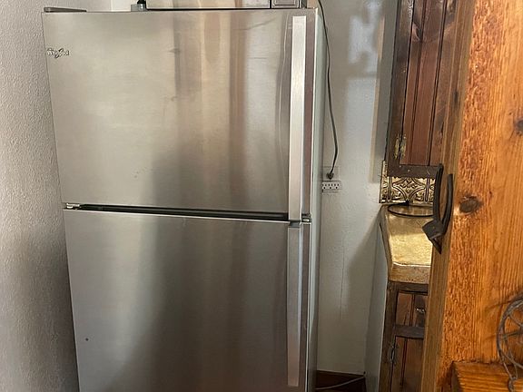 5th image of 200 Noble St #5