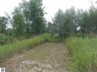 8215 Curtis Rd, Hale, MI 48739