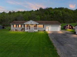 6840 Creek Rd, Oneida, NY 13421