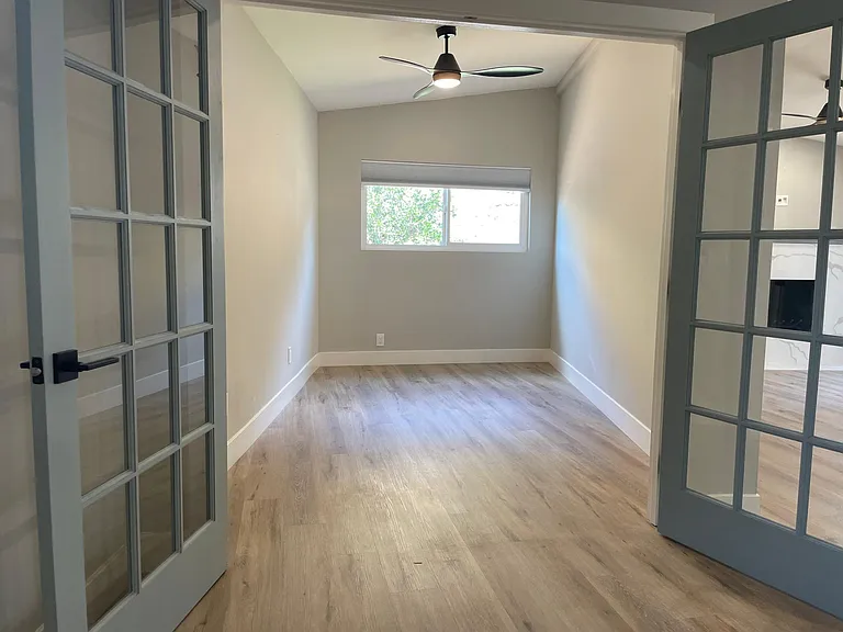 4125 Olympic St — Photo 7