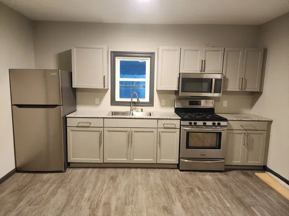 28 Cooke St APT 2, Buffalo, NY 14218
