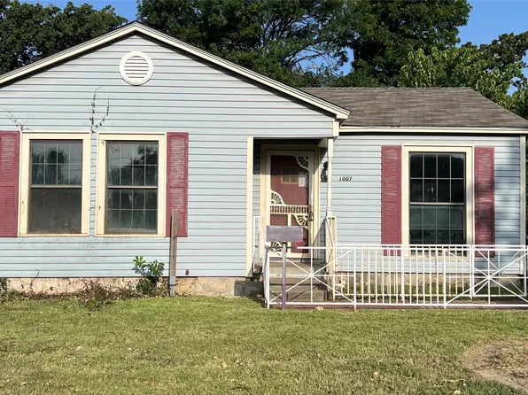 1007 Falcon Dr, Irving, TX 75060