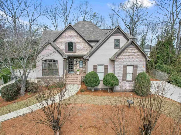 1581 Balmoral Dr, Hoover, AL 35244