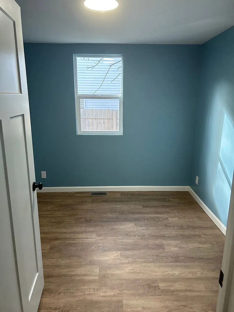 405 S Main St — Photo 4