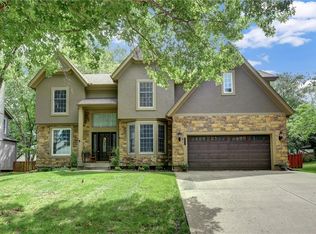 5227 Chouteau St, Shawnee, KS 66226