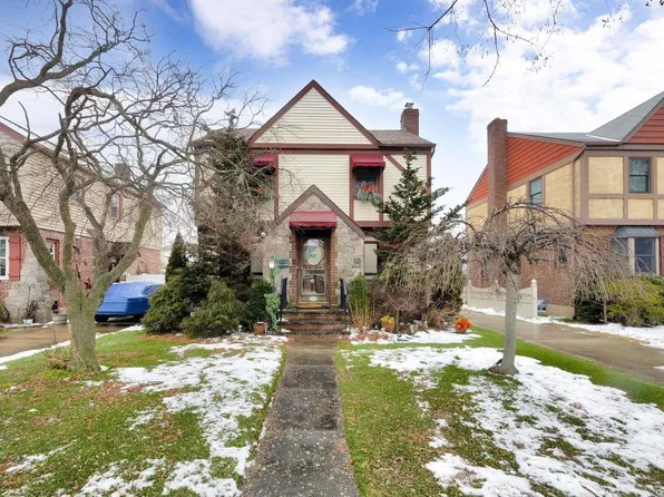 85-38 251st Street, Bellerose, NY 11426