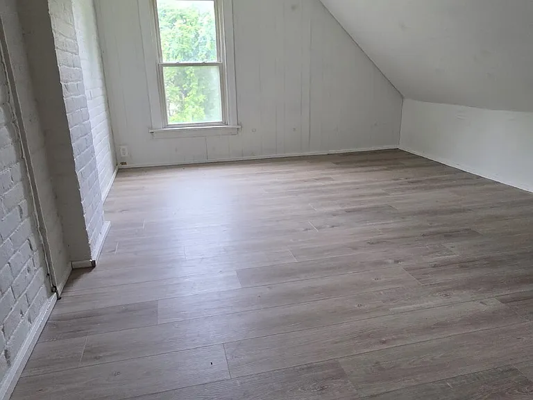 3870 W 37th St #2 — Photo 14