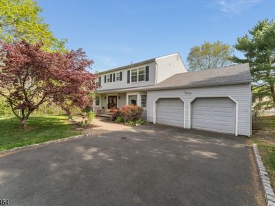 12 Shady Brook Ct, Hillsborough, NJ, 08844