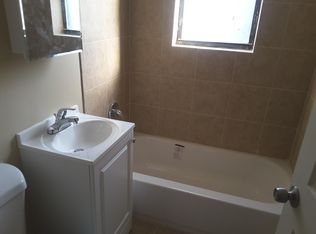 6806 S Prairie Ave APT 3W, Chicago, IL 60637