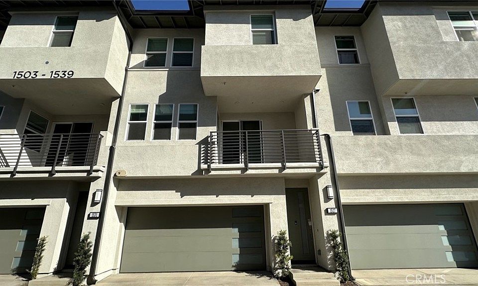 1st image of 1527 W Cara Dr