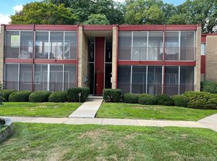 16539 Middlebelt Rd #26, Livonia, MI 48154