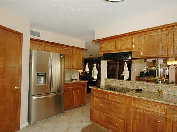 3rd image of 10223 Sagecourt Dr