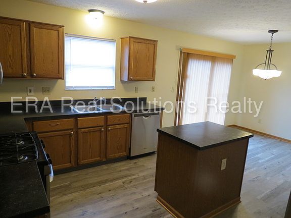 4th image of 771 Bledsoe Dr