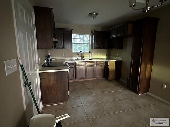 3rd image of 11908 Abasolo St