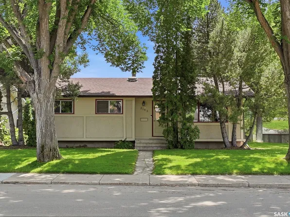 2145 37th Street W, Saskatoon, SK S7L 4E6