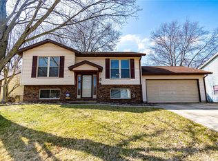 103 Countryside Ln, O Fallon, IL 62269