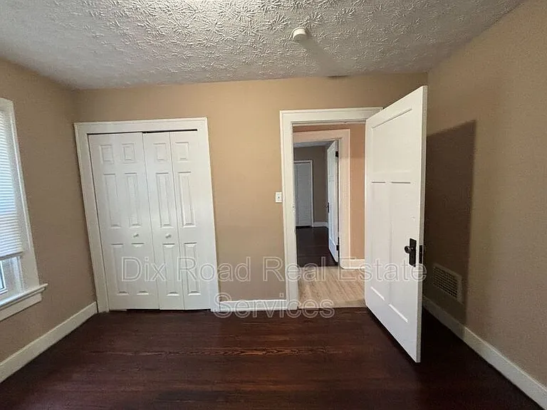 217 Fernwood Ave — Photo 19