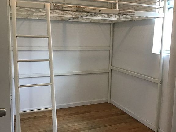 5th image of 83 Henry St APT 11