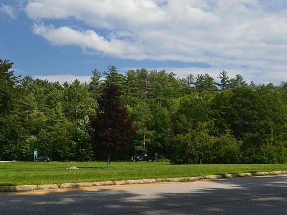 3rd image of 25 Mayhew Turnpike