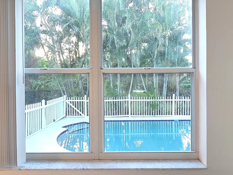 661 Lake Wellington Dr — Photo 35