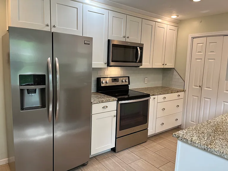 1138 S Paula Ave — Photo 6