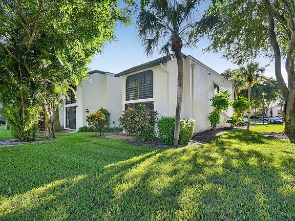 3rd image of 10155 Mangrove Drive #101