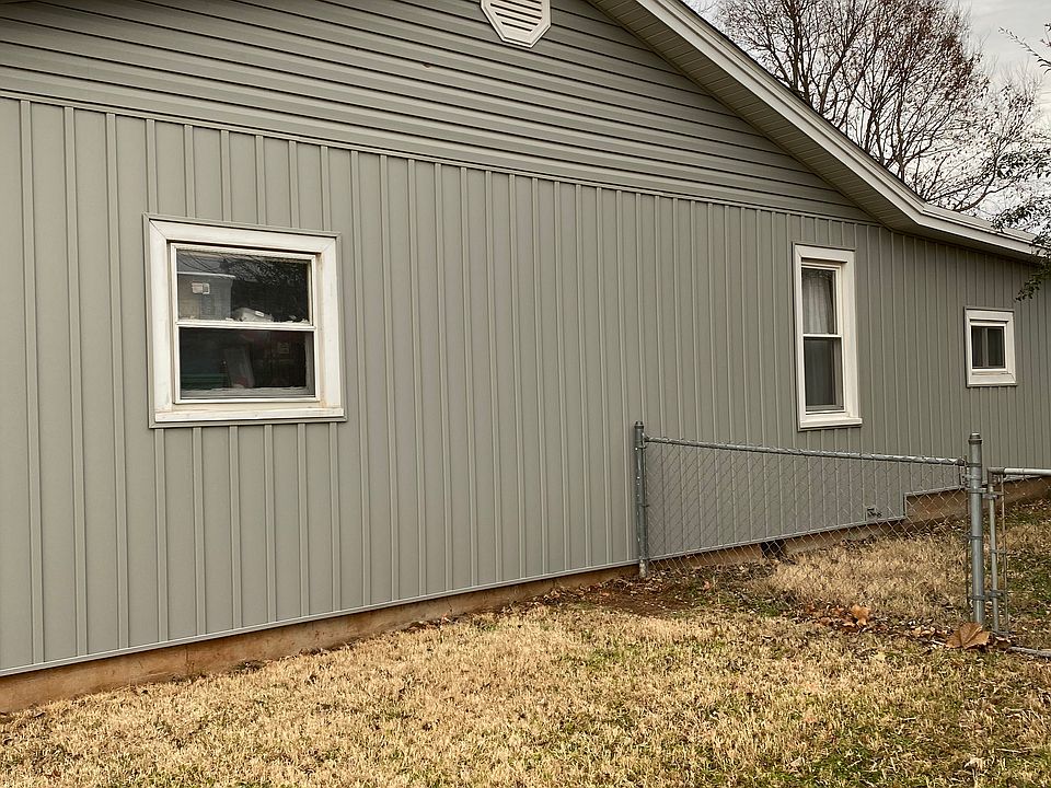 2nd image of 3204 S Parkview Ave